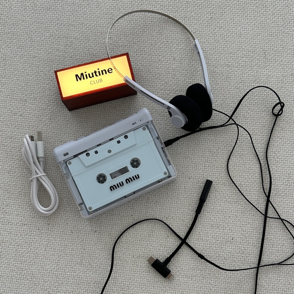 Miu Miu cassette player set - Picture 2 of 10
